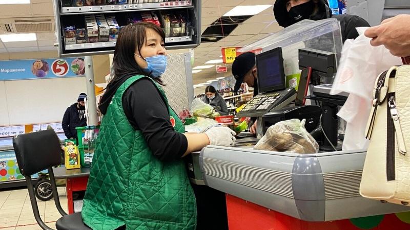 10 глупых вопросов к продавцу-кассиру из "Пятерочки"