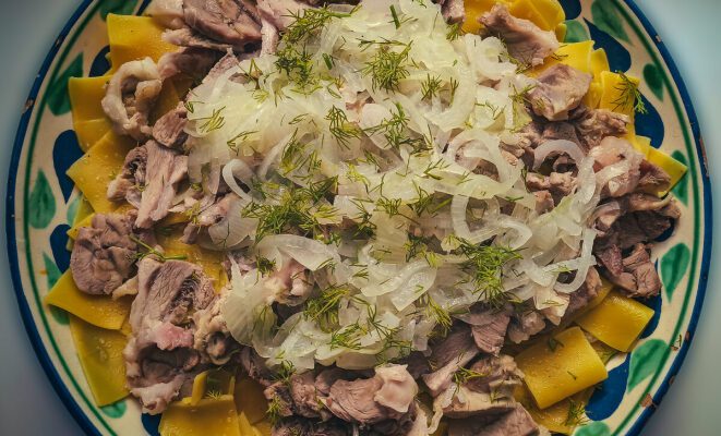 Бешбармак из рульки за 170 рублей. Вкусно аж жуть